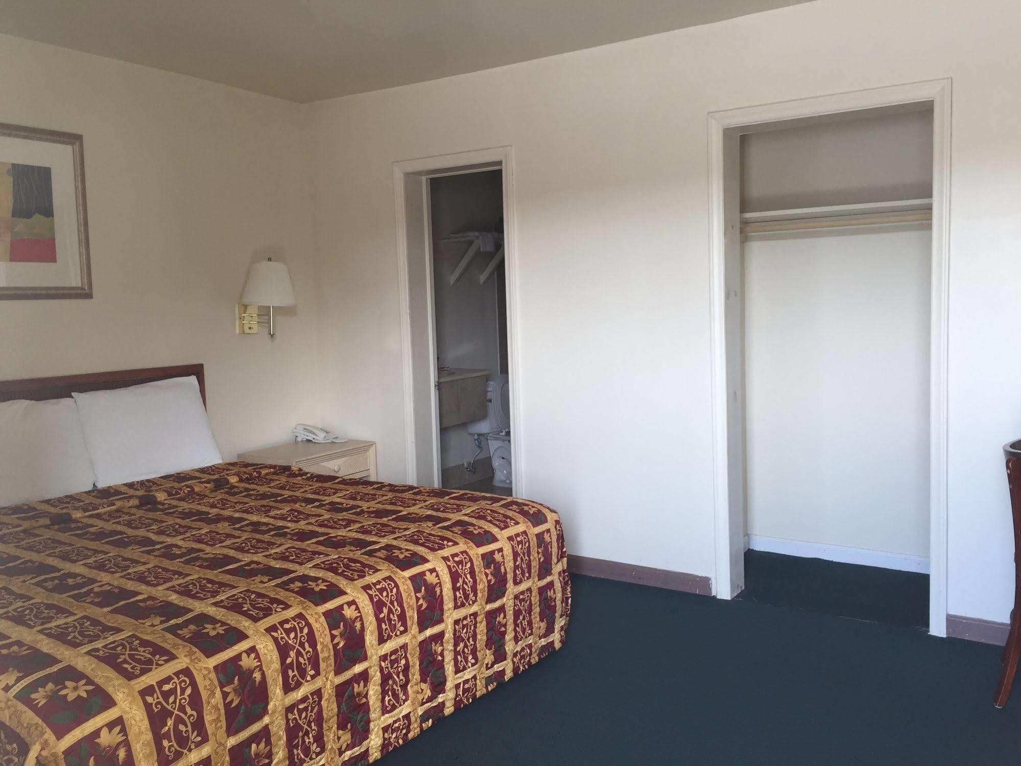 Coastal Motel Джаксънвил Екстериор снимка